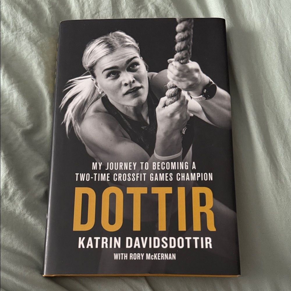 Dottir by Katrin Davidsdottir Book